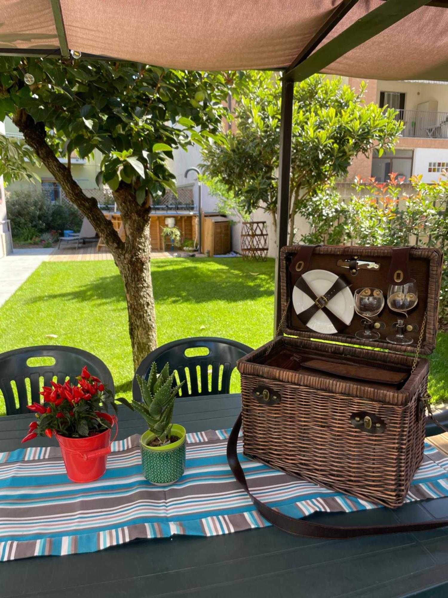 Casa Piero, Relax E Piscina Privata Tra Le Colline Delle Langhe Alba (Piedmont) Exterior foto